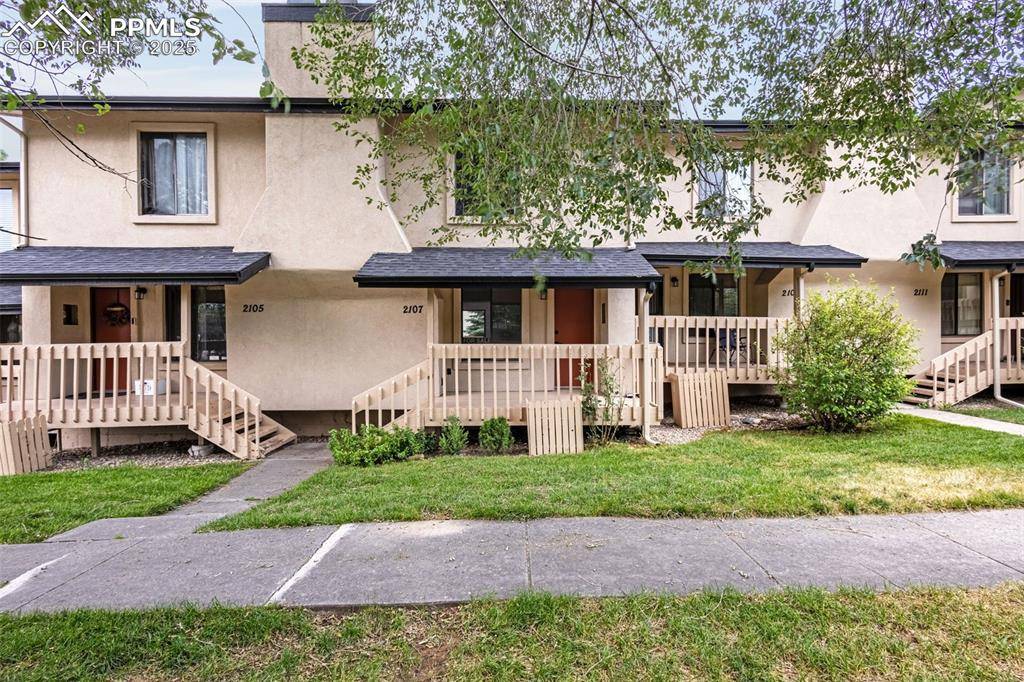 2107 Mount Washington AVE, Colorado Springs, CO 80906