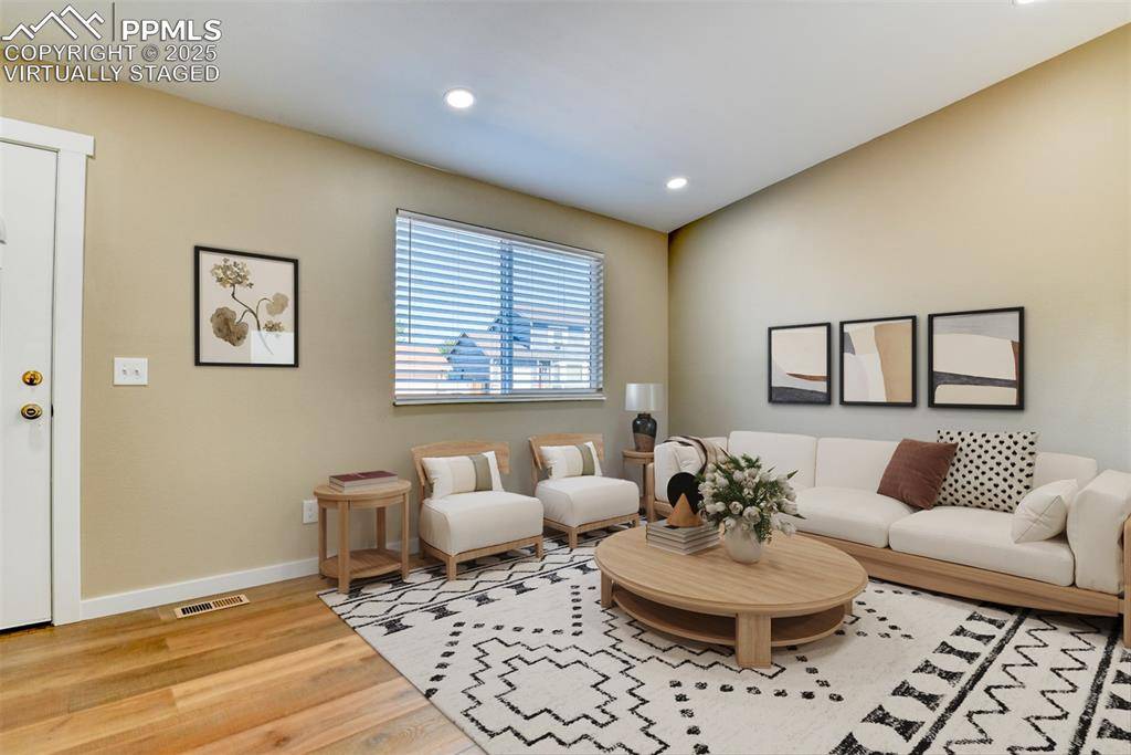 Colorado Springs, CO 80916,2075 Farrington ST