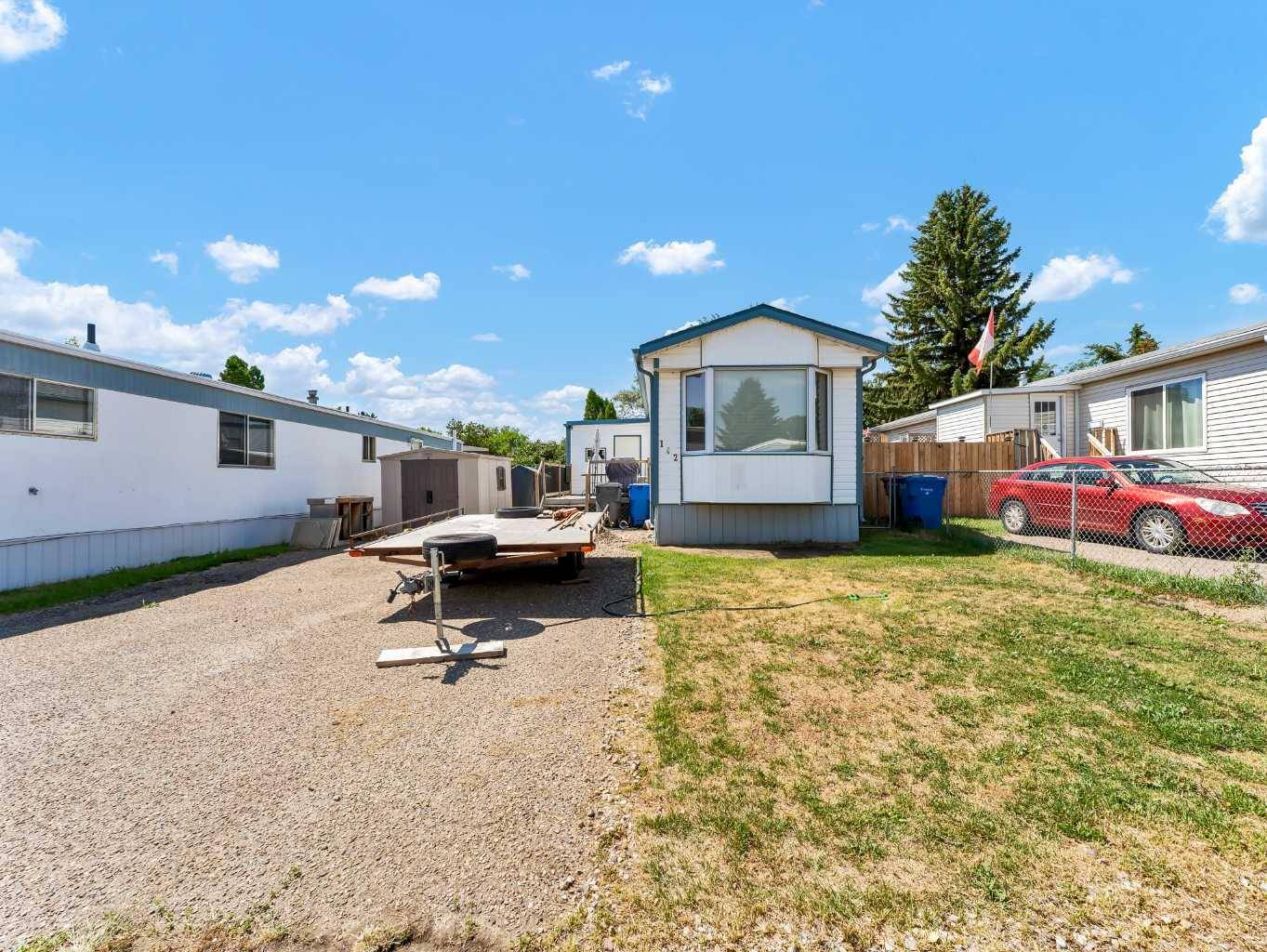 Medicine Hat, AB T1A8A3,142 Anson AVE SW