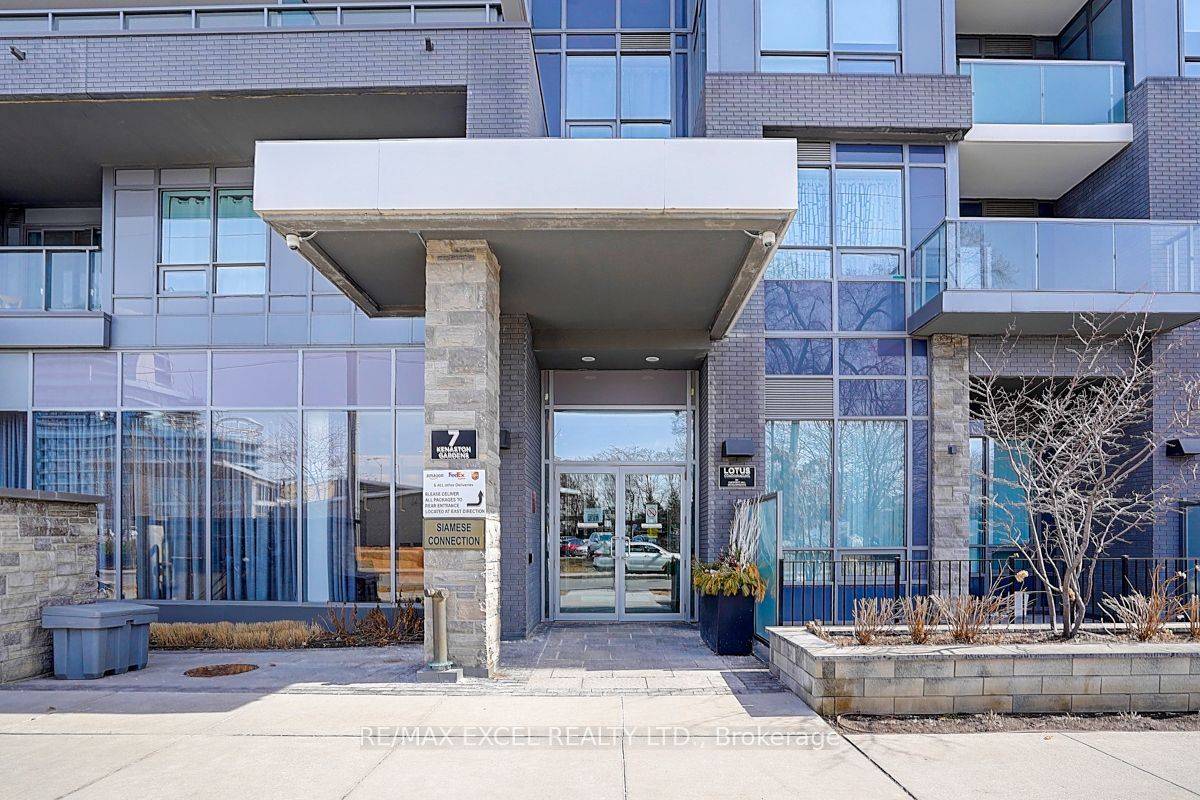 Toronto C15, ON M2K 1G7,7 Kenaston GDNS #Lph5
