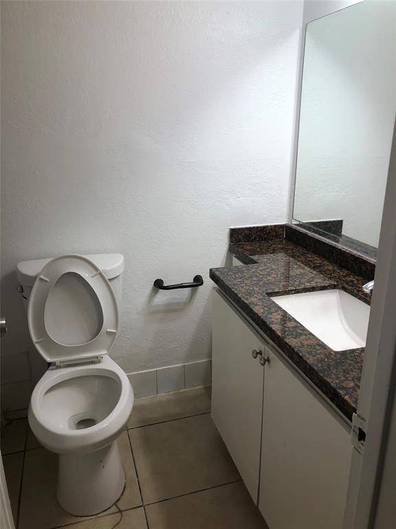 Coral Springs, FL 33065,3750 NW 115th Way #4-1