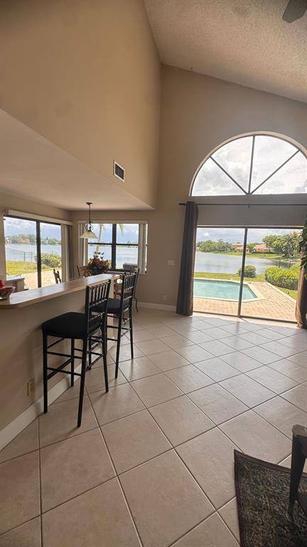 Davie, FL 33324,1855 SW 101st Ave