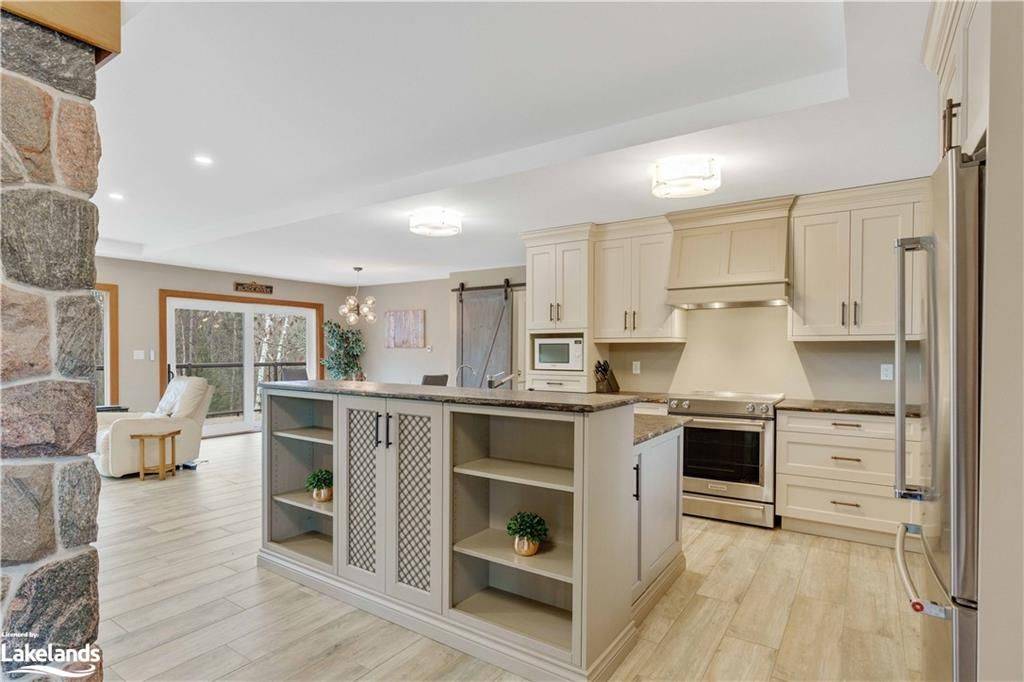 Ramara, ON L0K 2B0,2983 WHELAN WAY