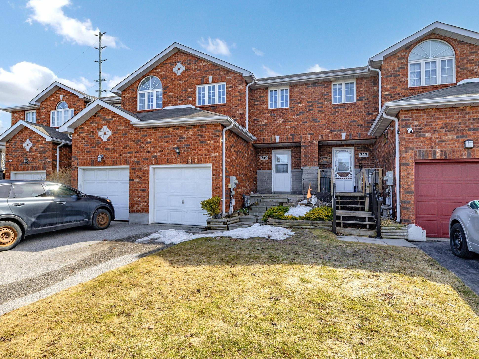 Barrie, ON L4M 7G2,249 Stanley ST