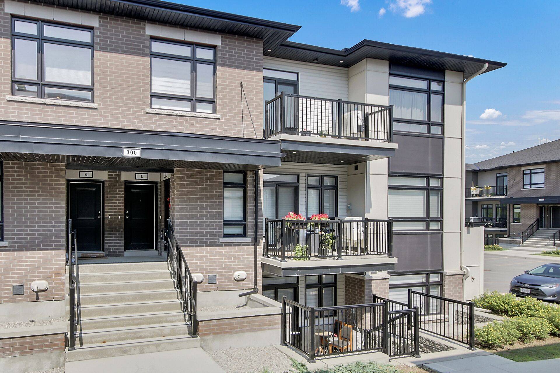 Kanata, ON K2S 2Y4,300 Tulum CRES #H