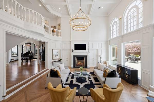 13 Downs Lake Circle, Dallas, TX 75230