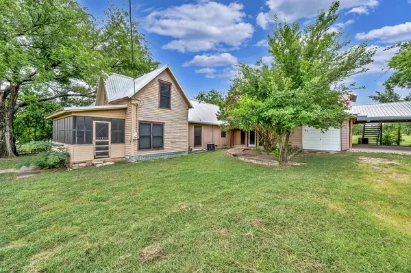 Meridian, TX 76665,410 S Cleveland