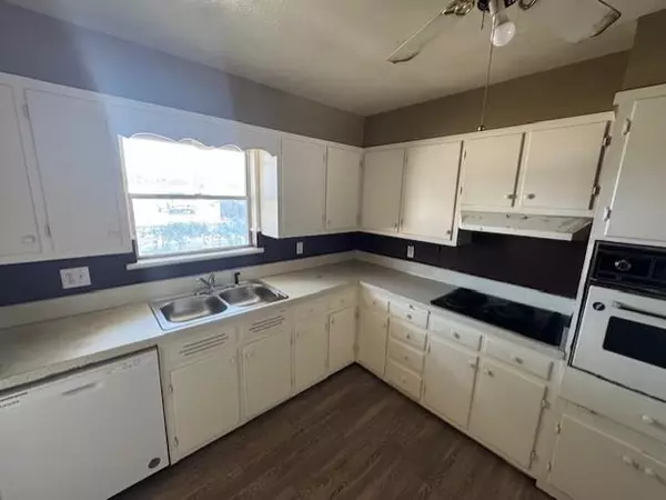 Stephenville, TX 76401,190 N Saint Felix Street