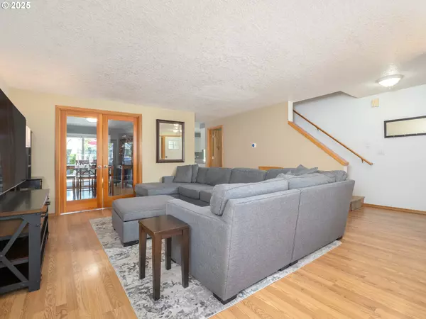 Tigard, OR 97223,11756 SW 129TH PL