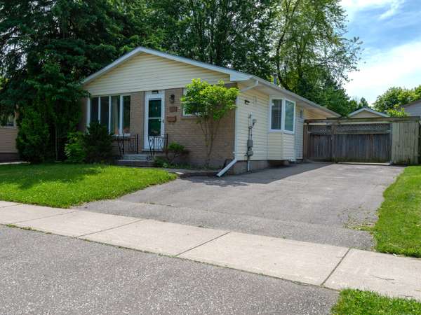 London North, ON N6G 3J4,63 Ardsley RD
