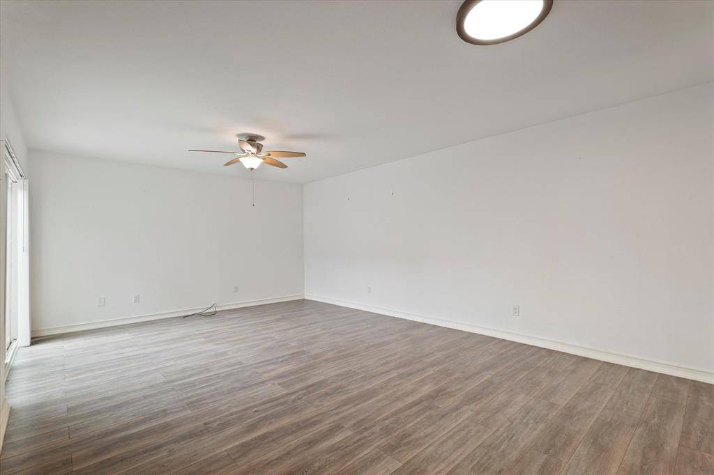 Dallas, TX 75236,4645 Country Creek Drive #1098