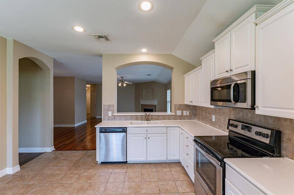 Little Elm, TX 75068,1524 Canary Drive