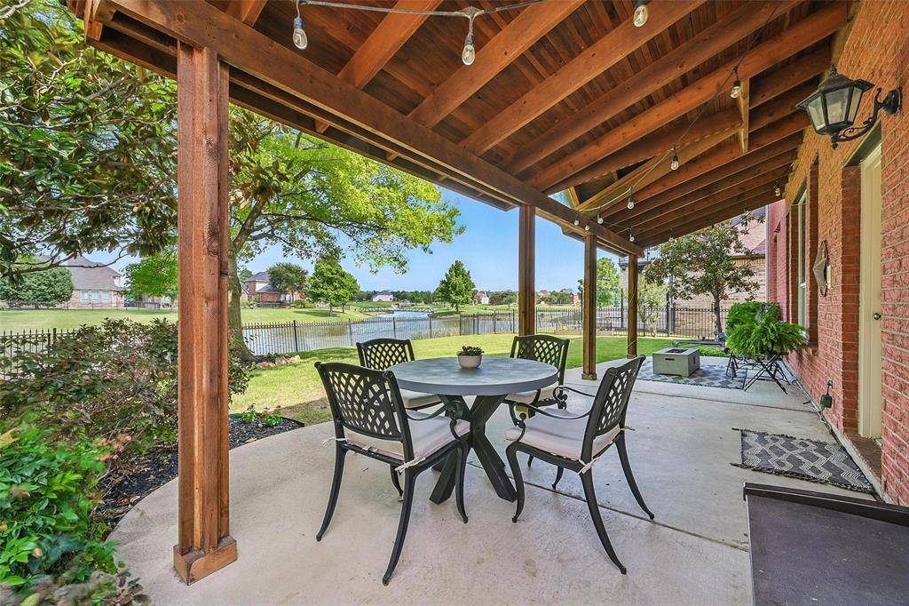 3882 W Crescent Way, Frisco, TX 75034