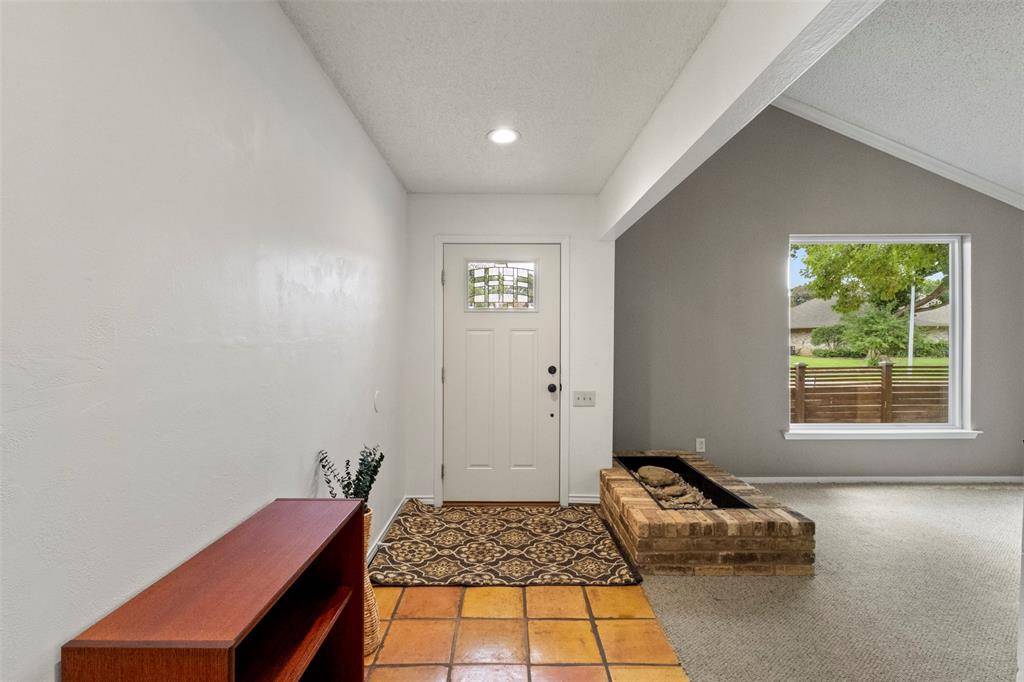 Carrollton, TX 75007,1129 Yorkshire Drive