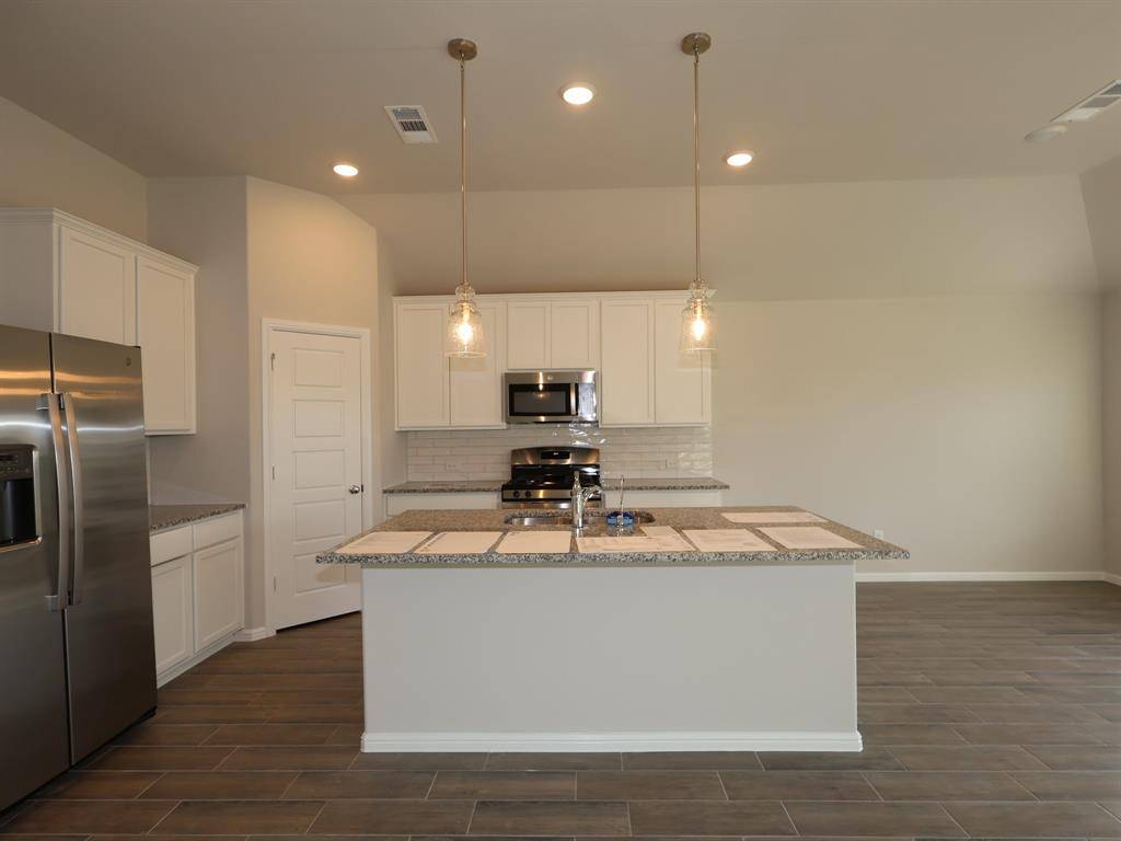 Grand Prairie, TX 76084,7577 Wild Mint Trail