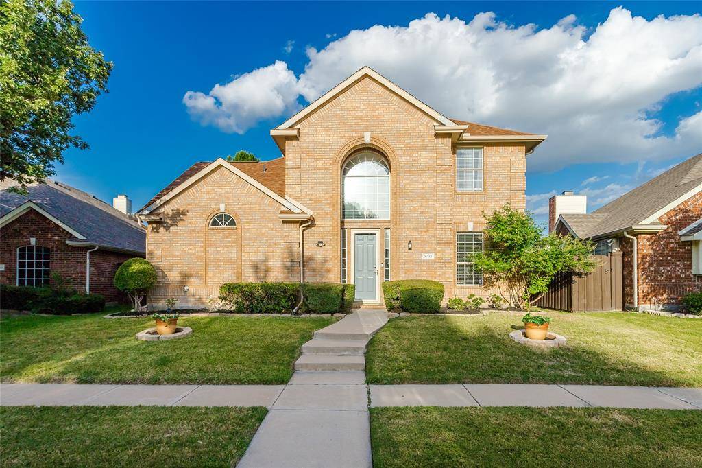 The Colony, TX 75056,5733 Green Hollow Lane