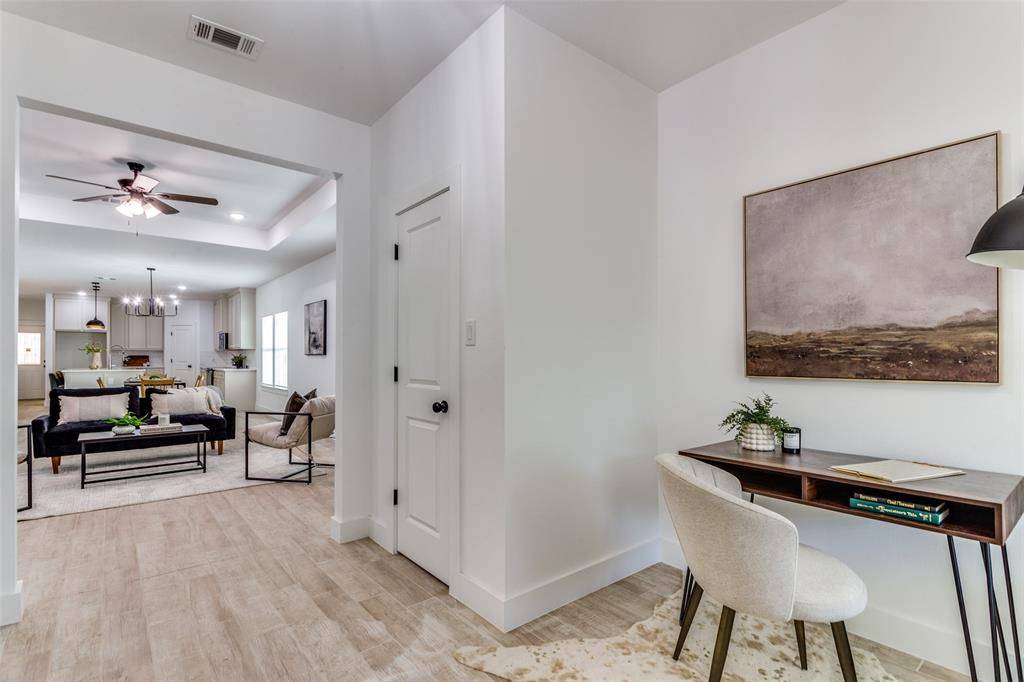Fort Worth, TX 76115,519 W Kellis Street