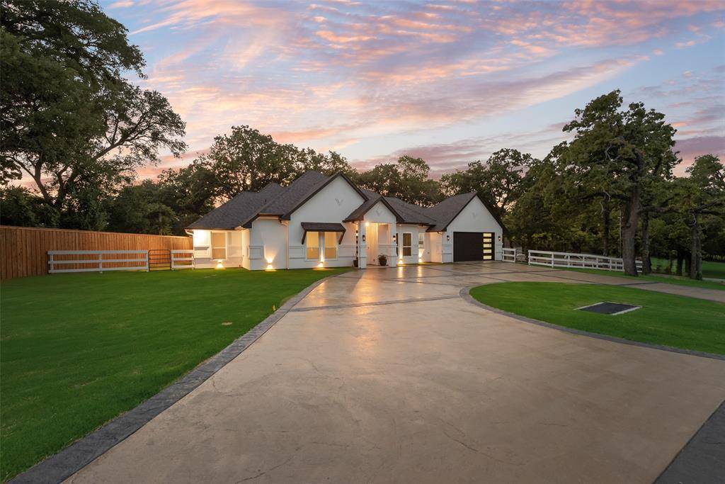 Fort Worth, TX 76135,8265 Eagle Mountain Circle