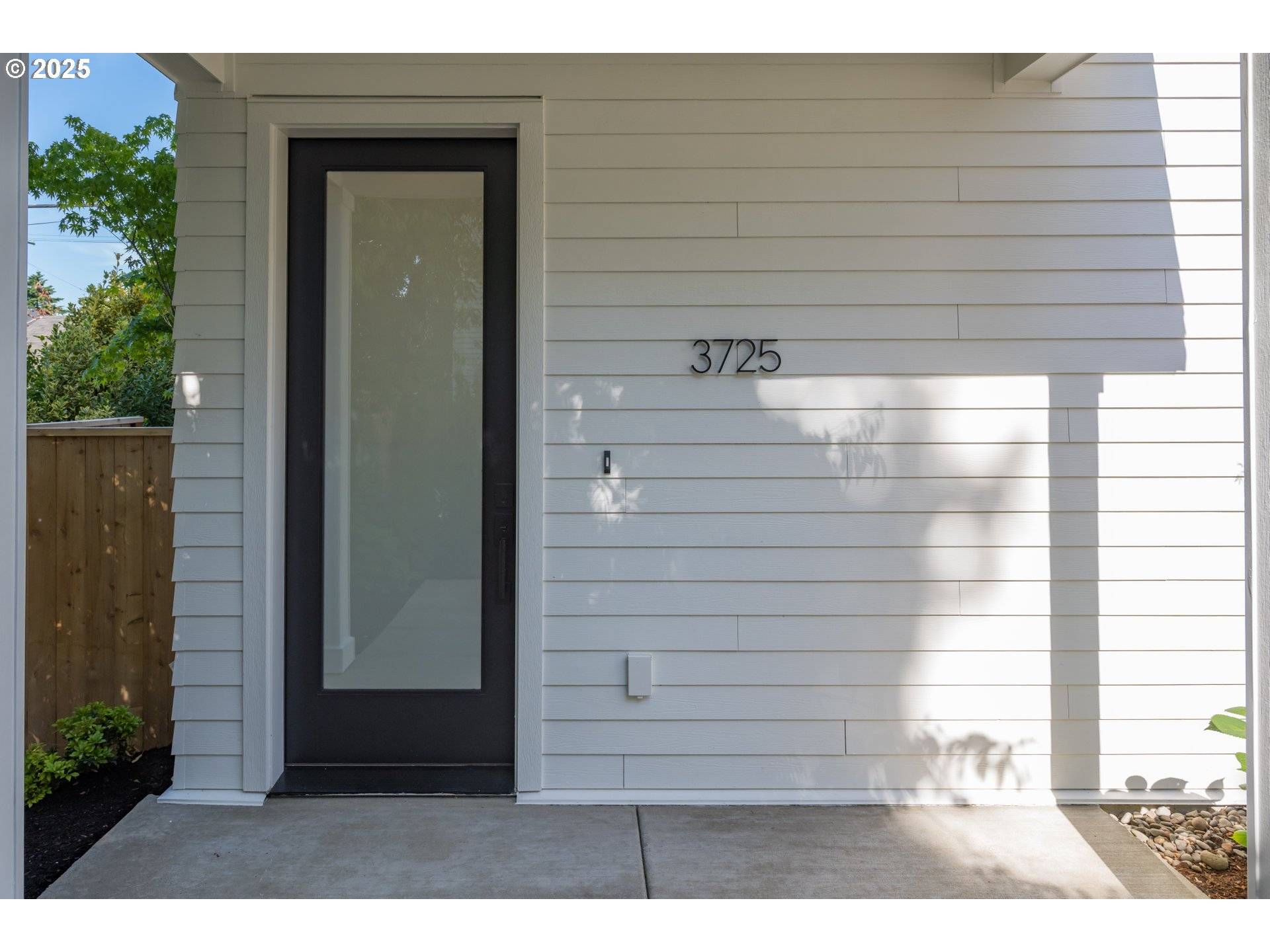 Portland, OR 97227,3725 N MICHIGAN AVE