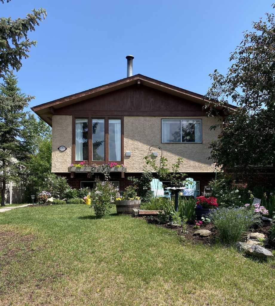 130 Silvergrove RD NW, Calgary, AB T3B 4K1