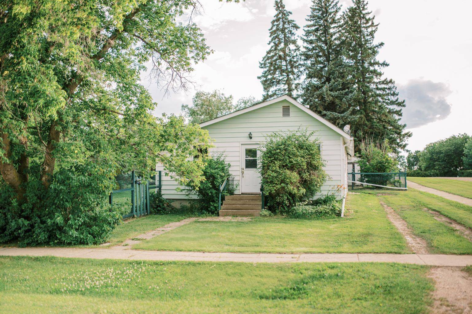 6101 Foster ST, Donalda, AB T0B 0A8