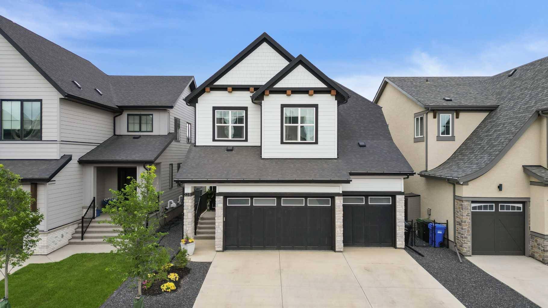 228 Marina GRV Southeast, Calgary, AB T3M3J4