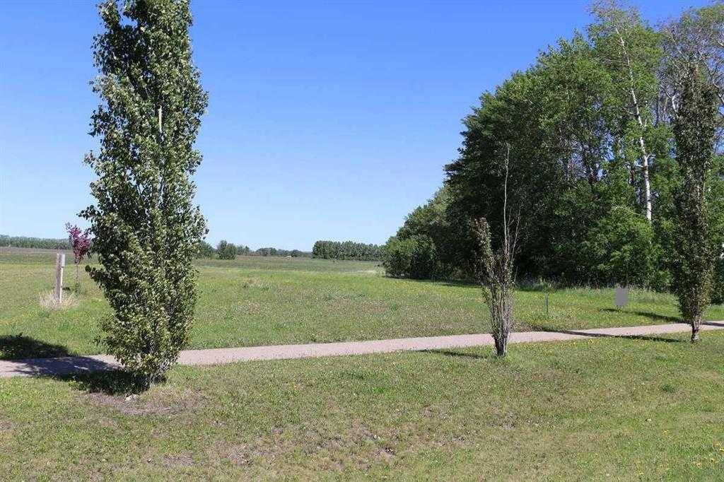 5 28124 TOWNSHIP RD 412, Rural Lacombe County, AB T4L 0J6