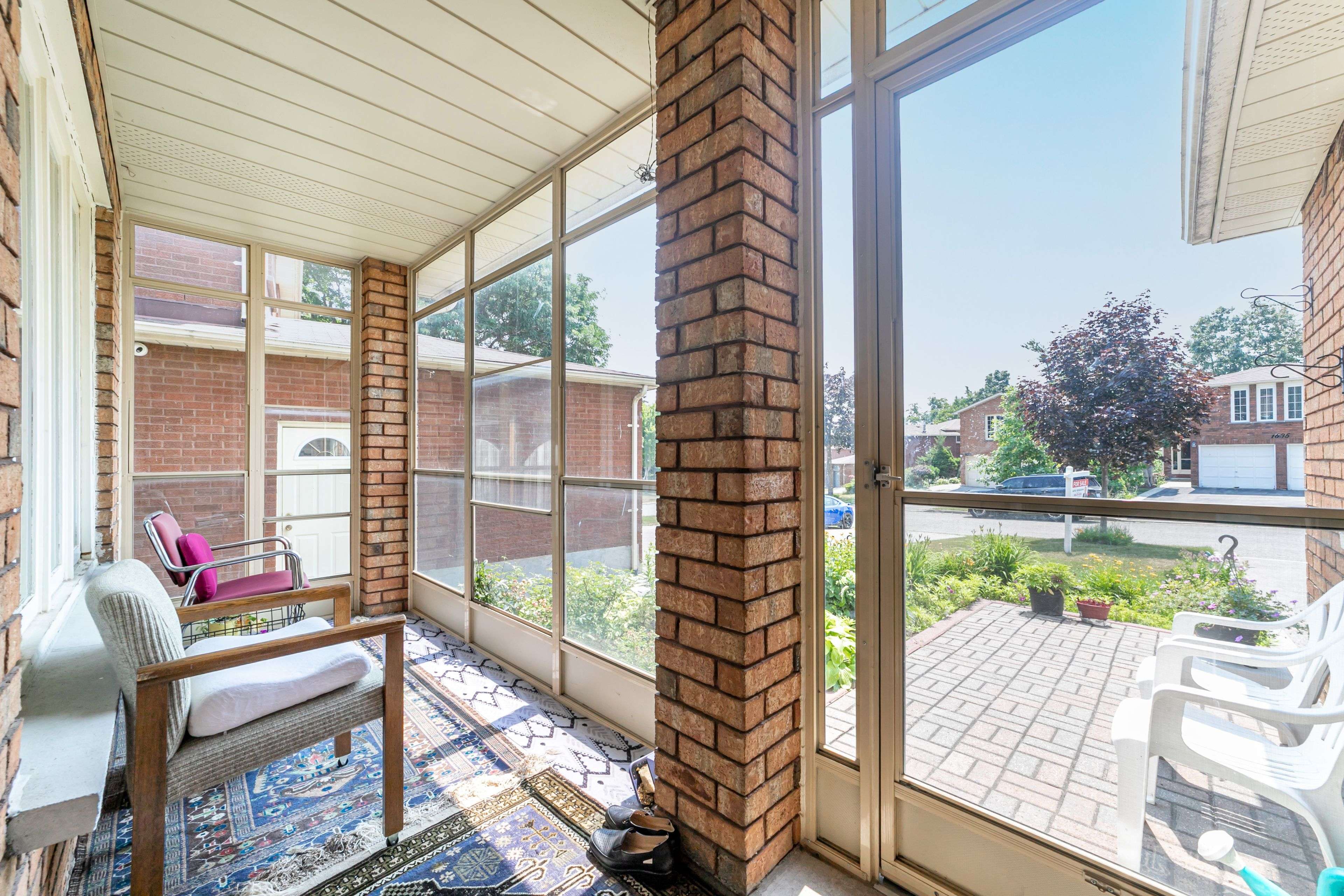 Pickering, ON L1X 1X8,1634 Beaton WAY