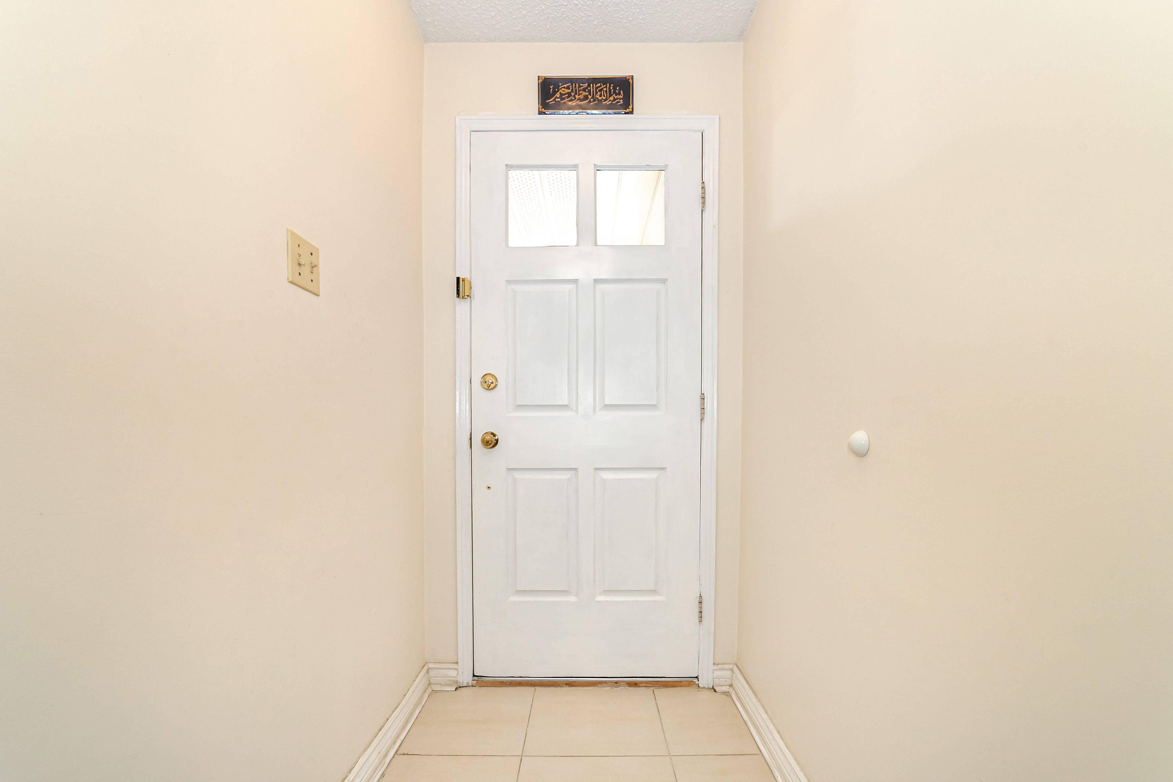 Pickering, ON L1X 1X8,1634 Beaton WAY