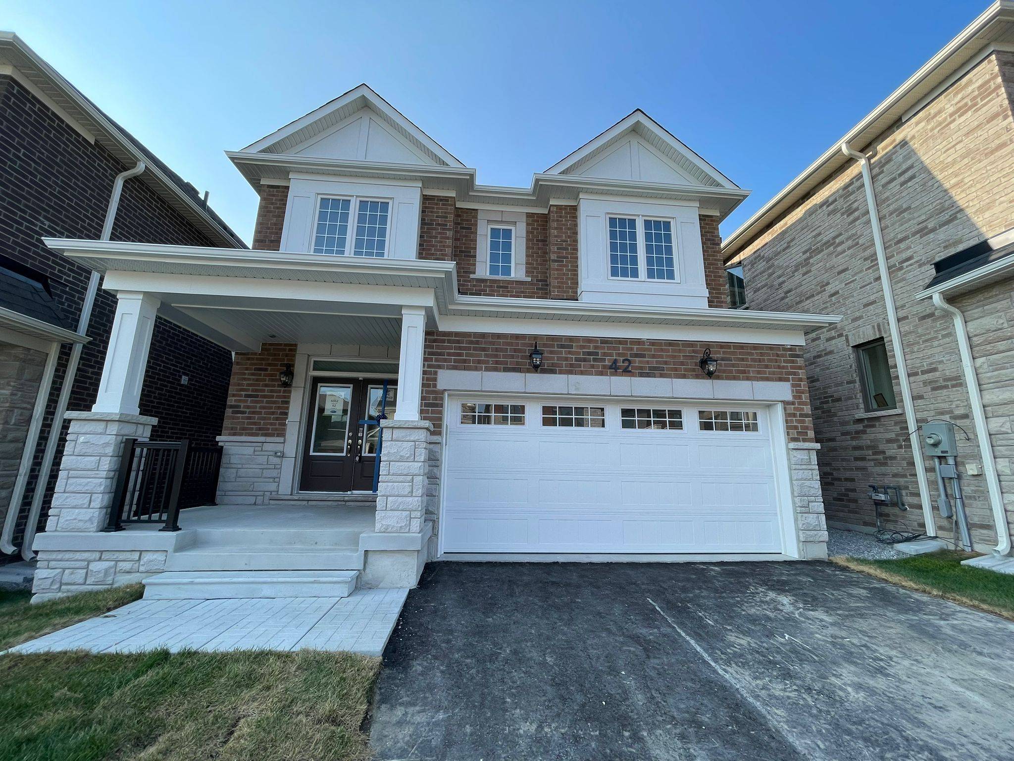 42 Suzuki ST, Barrie, ON L9J 0Y8