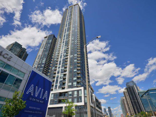 4011 Brickstone Mews W #904, Mississauga, ON L5B 0J7