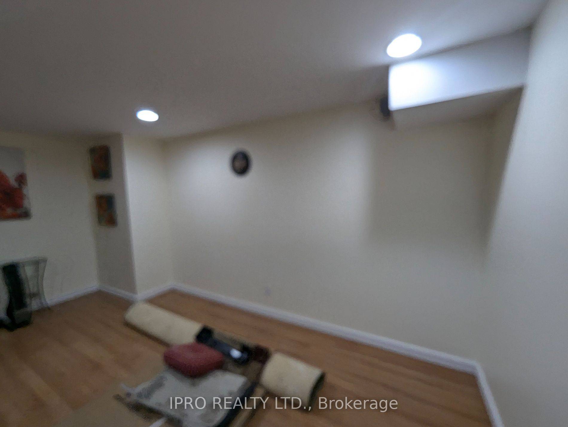 Oakville, ON L6M 4P9,2452 Newcastle CRES