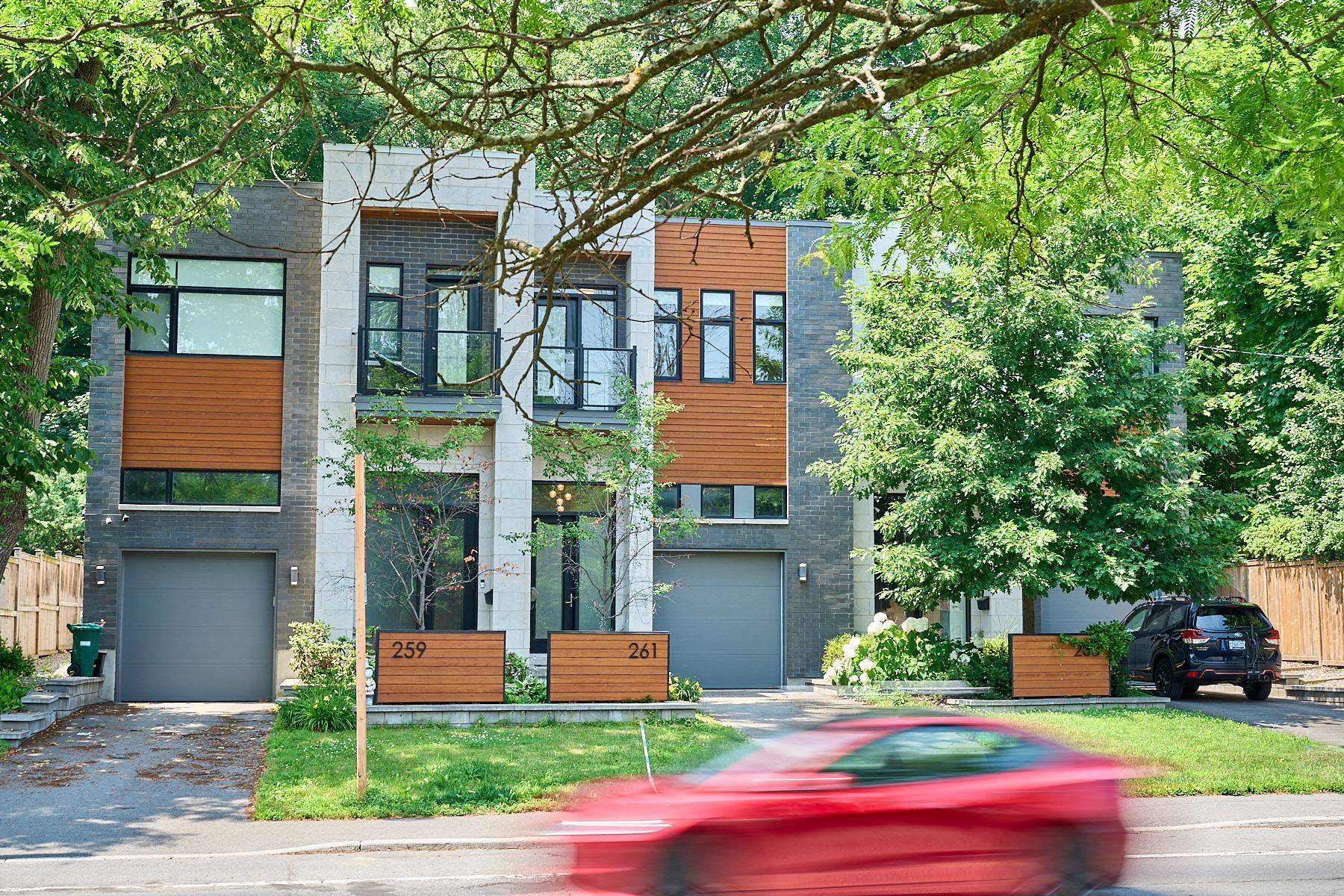 Rockcliffe Park, ON K1M 1K6,261 Beechwood AVE