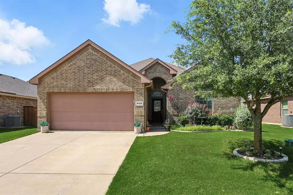 Krum, TX 76249,5129 Crystal Lake Avenue