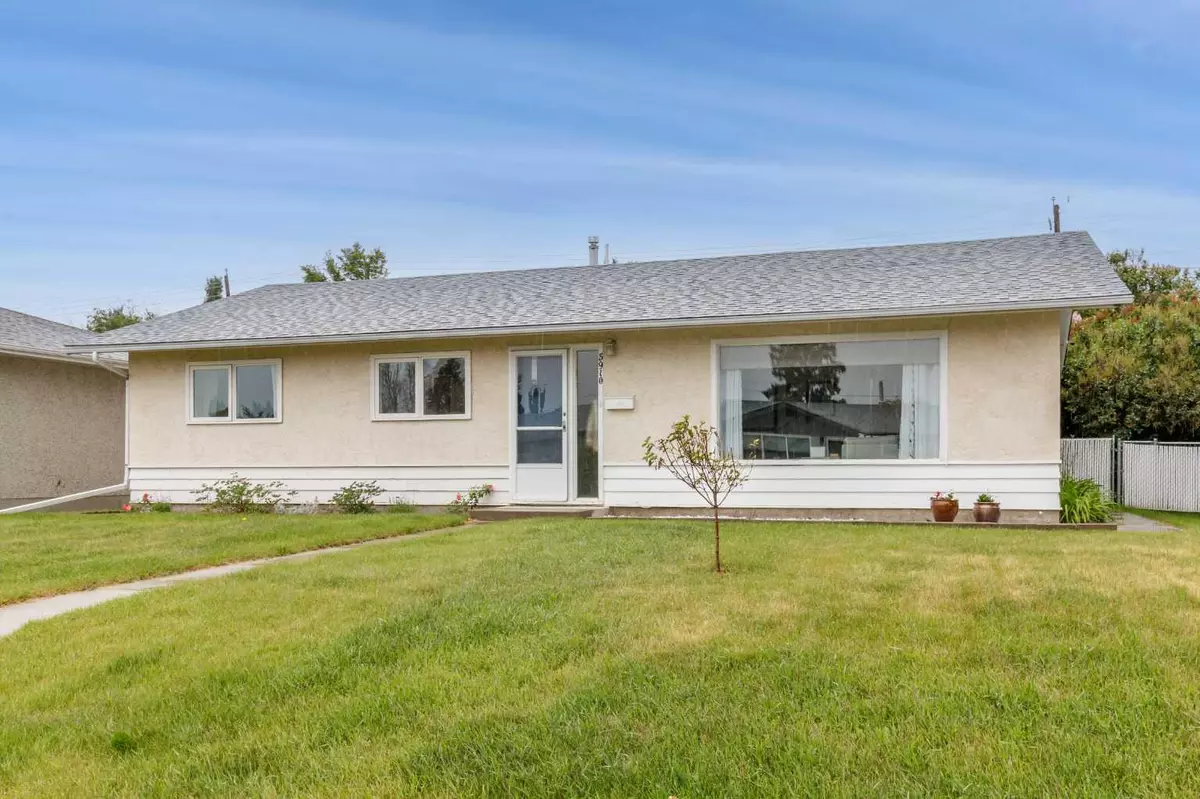 Red Deer, AB T4N 1G1,5910 West Park CRES