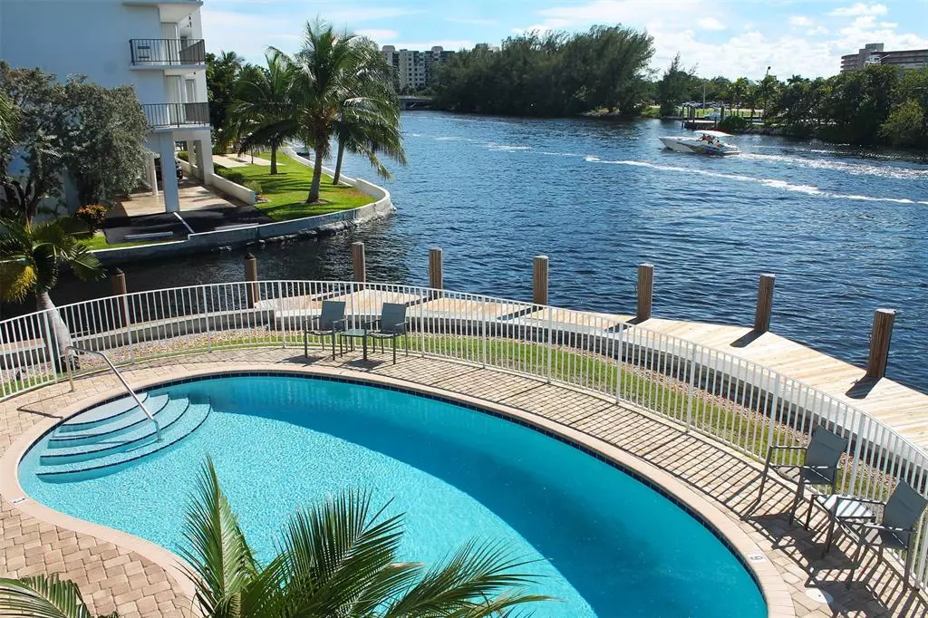 Pompano Beach, FL 33062,1705 N Riverside Dr #8