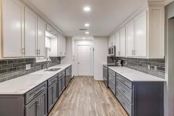 Haltom City, TX 76137,4428 Aspen Way