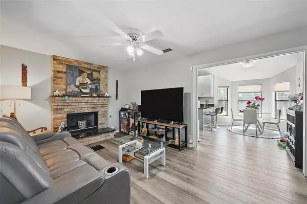 Fort Worth, TX 76112,2701 Mims Street