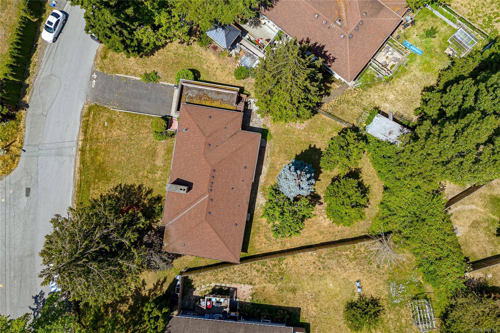 Saanich, BC V8Z 4J9,3665 Raymond St S