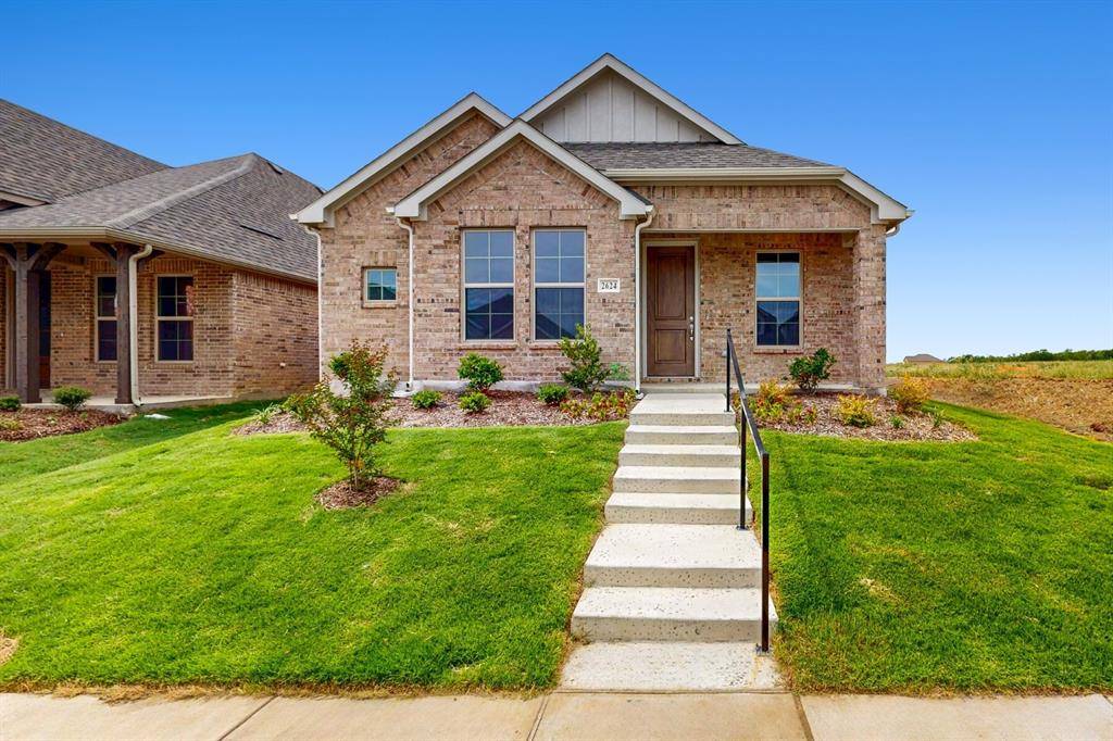 2624 Gladewater Road, Celina, TX 75009