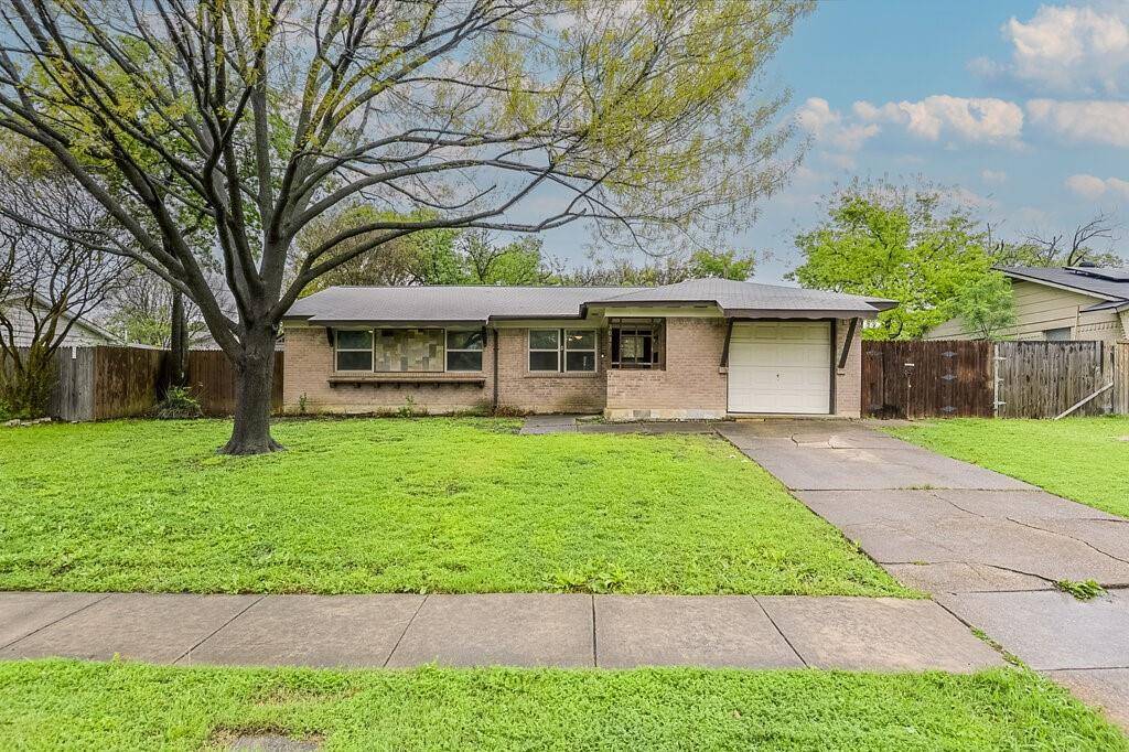 3037 Joanna Drive, Farmers Branch, TX 75234