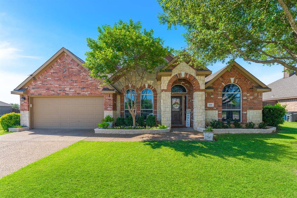 Justin, TX 76247,306 Hardeman Boulevard