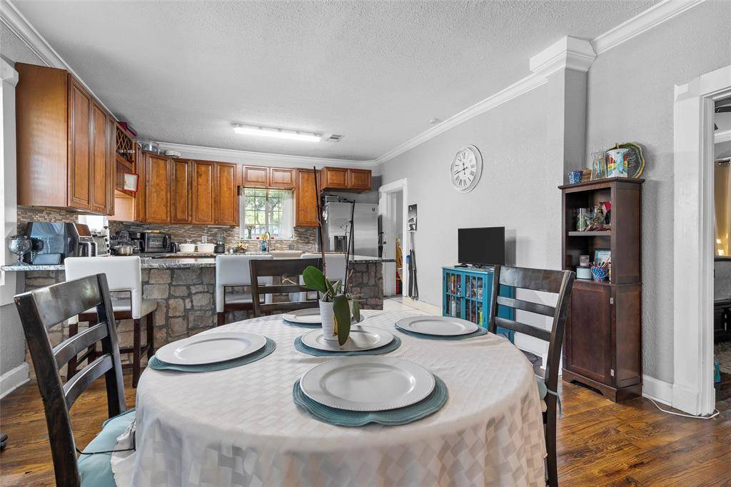 Waco, TX 76707,2700 Cole Avenue