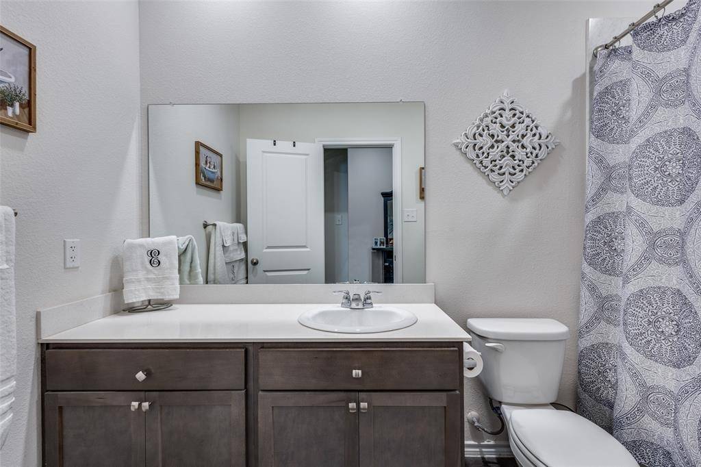 Princeton, TX 75407,900 Honey Maple Street