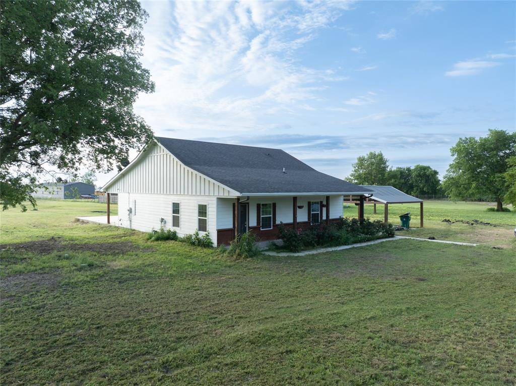 Waxahachie, TX 75165,172 Edna Road
