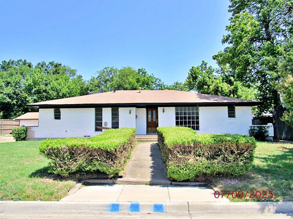 1021 S Murray Street, Mckinney, TX 75069