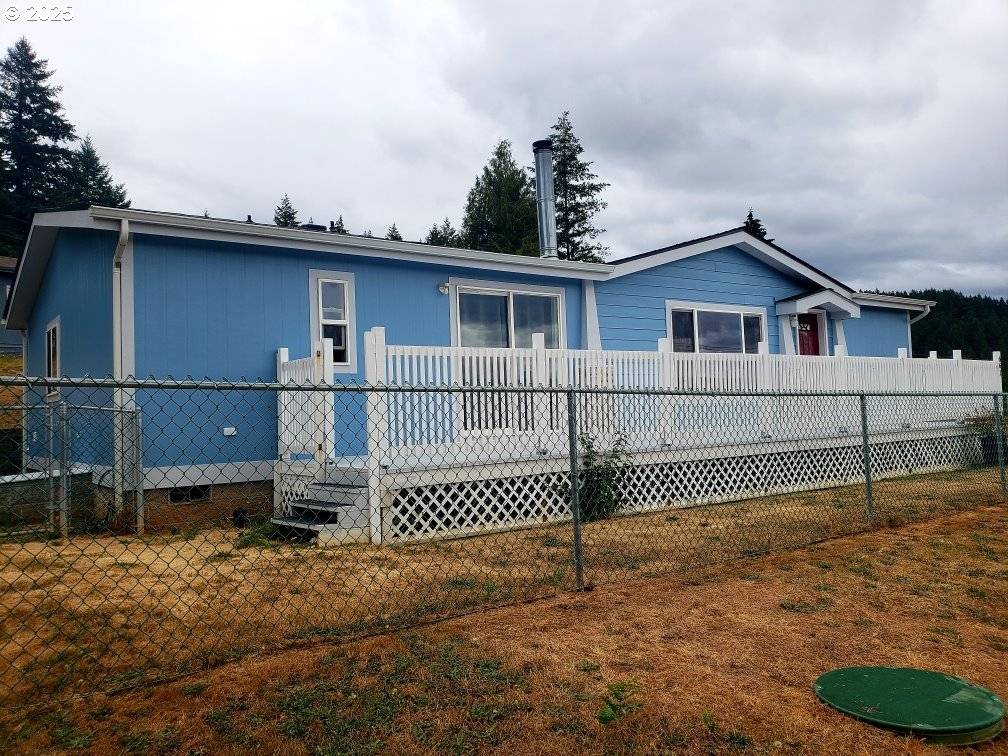Elkton, OR 97436,661 D ST