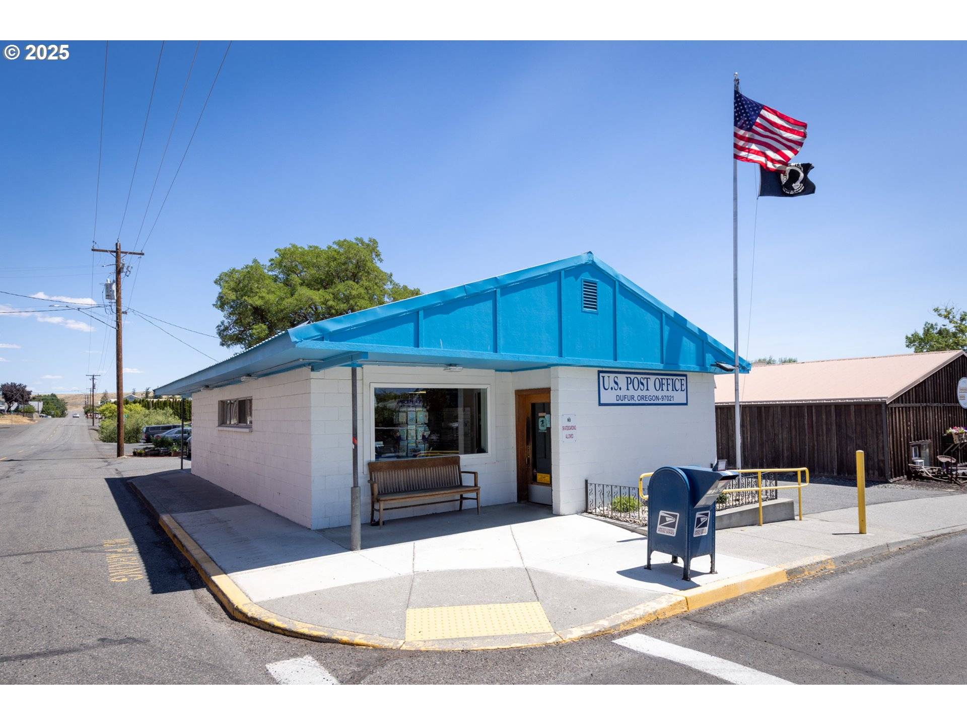 96 N MAIN ST, Dufur, OR 97021