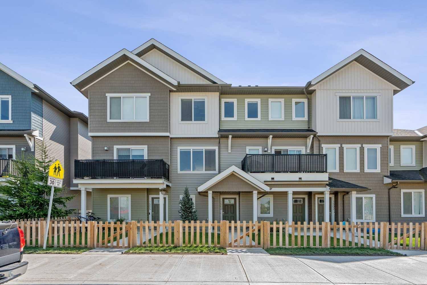 Cochrane, AB T4C 2V2,24 Rivercrest DR #1504