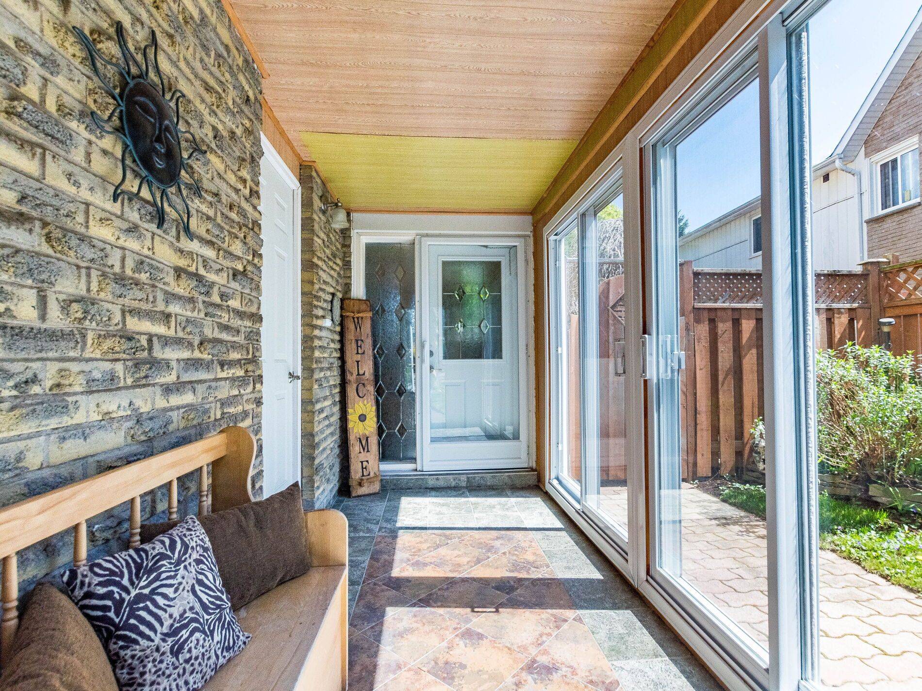 Mississauga, ON L5L 1C9,2404 Mainroyal ST